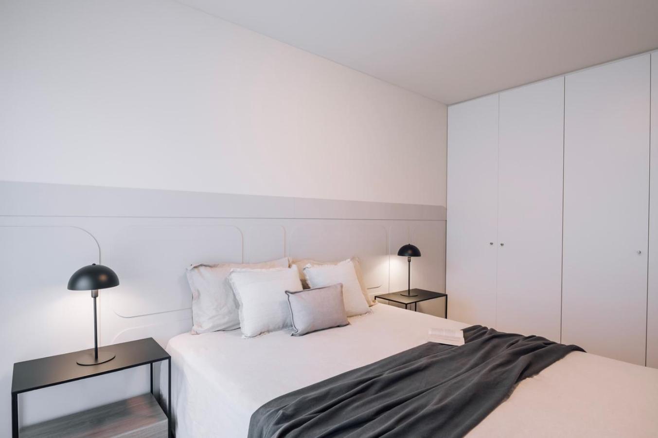 Apartment Oliveira - 1 Bedroom, Parking In Parque Nacoes Lisbon